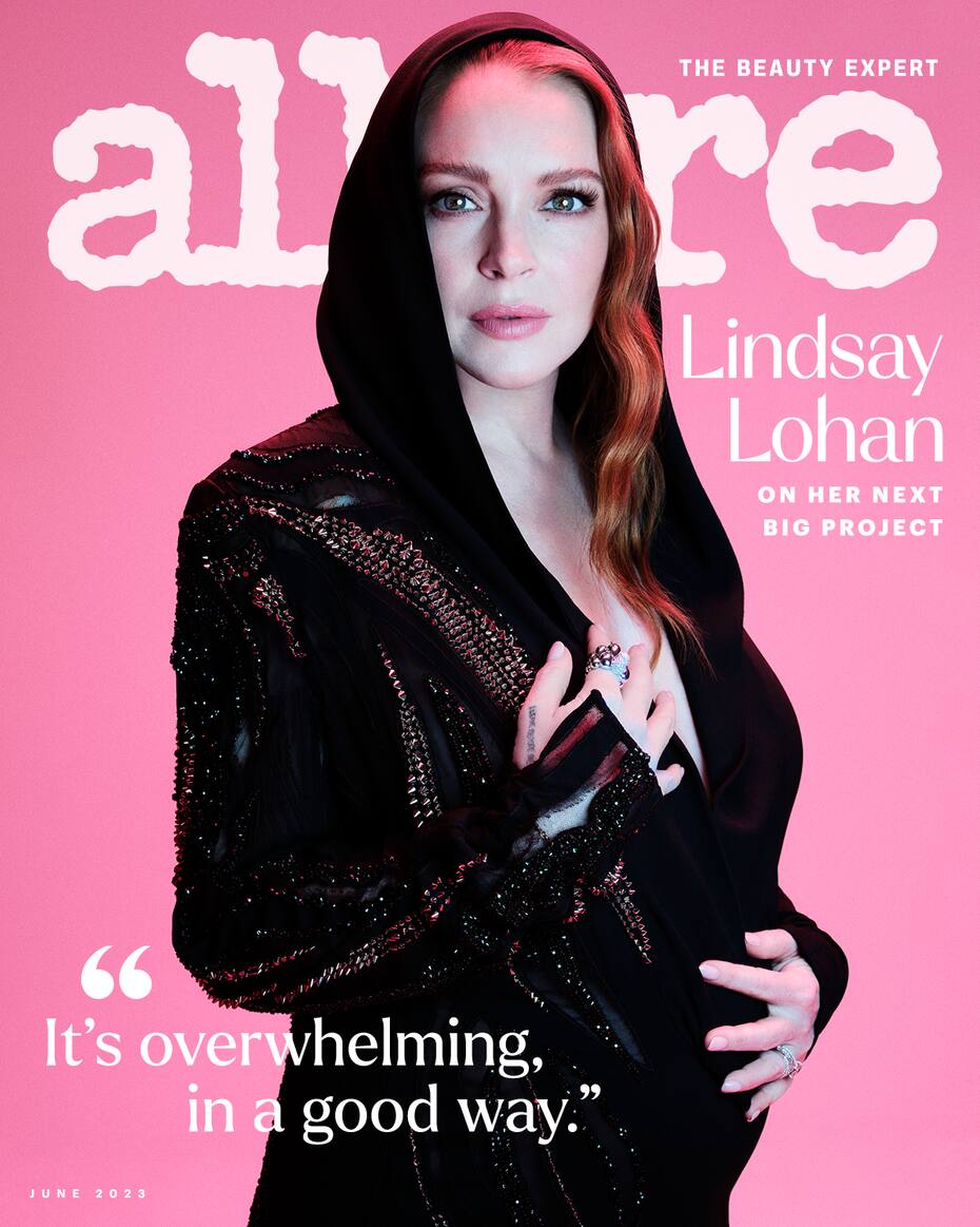 La actriz presume su embarazo en la revista Allure.