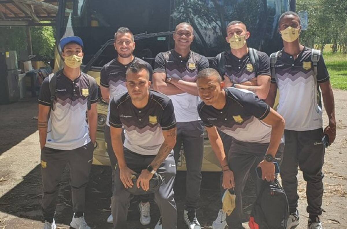 Insólito: Equipo colombiano sale a la cancha con solo 7 titulares por brote de Covid-19