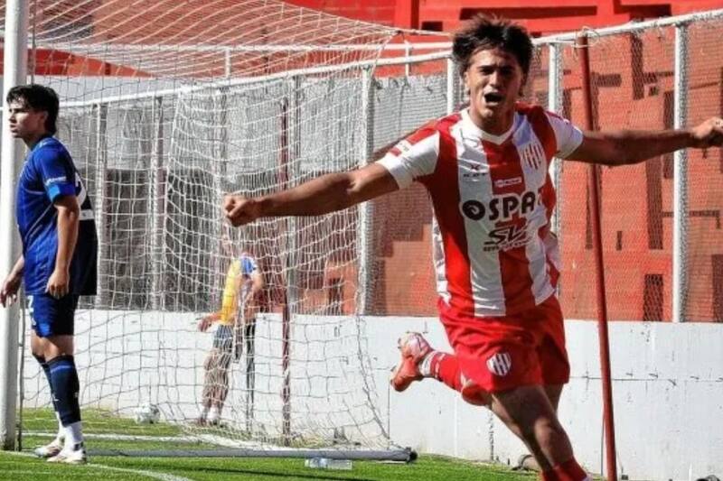 Nuevo refuerzo de Unión Española. Proviene de Unión de Santa Fe.