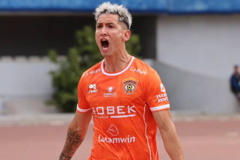 El delantero se despide de Cobreloa.