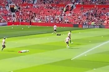 VIDEO | Así recibieron los hinchas del Manchester United a Cristiano Ronaldo tras los rumores de su salida