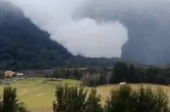VIDEO | ¡Sorprendente avalancha de nieve en Puerto Varas! Revisa el asombroso registro