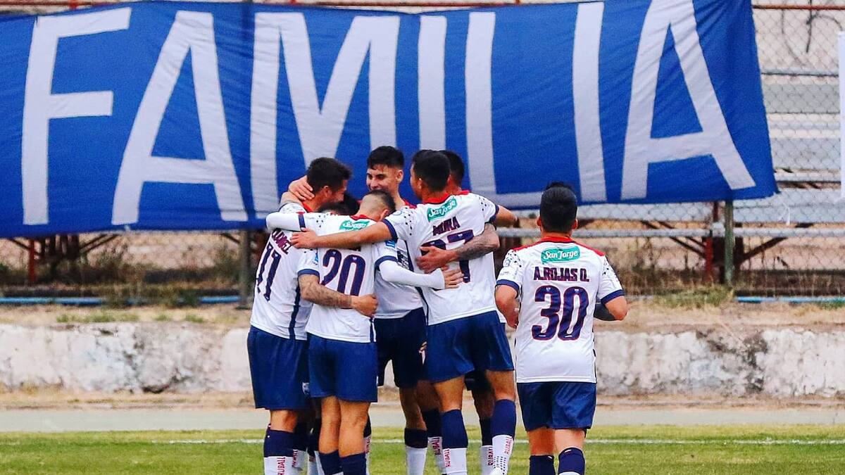 Figura de Recoleta y la opción de no jugar ante la U: "Ojalá que no nos quiten la clasificación"