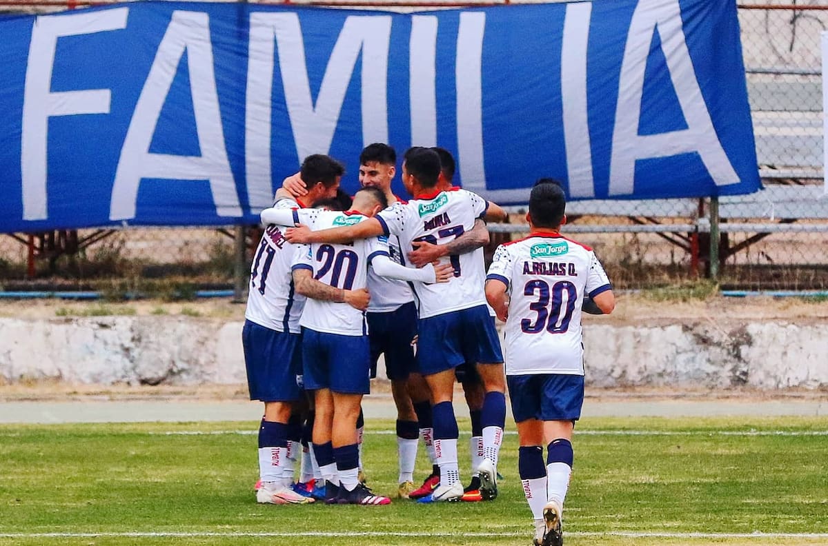 Figura de Recoleta y la opción de no jugar ante la U: "Ojalá que no nos quiten la clasificación"