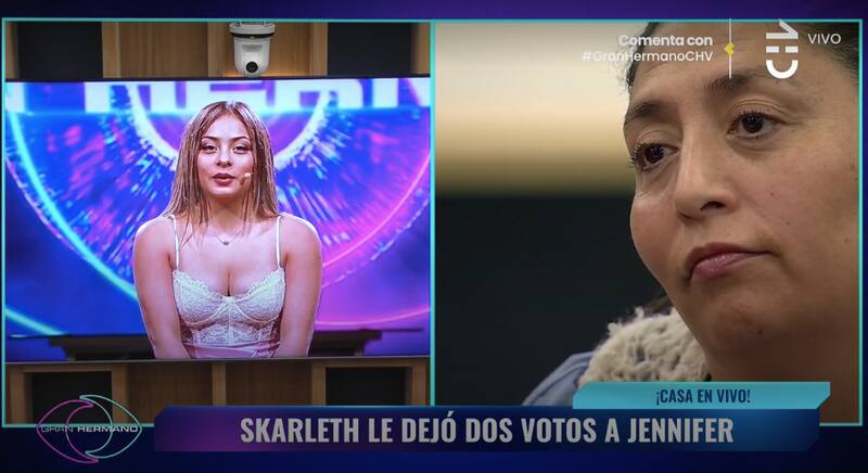 Skarleth Labra dejó sus votos legado a Jennifer Galvarini. Foto: CHV.