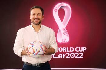 “Es como prepararse para una prueba": Nacho Valenzuela cuenta cómo se alista para relatar el mundial de Qatar 2022