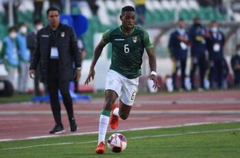 "Chico Marc Enoumba": El registro de Mark González que batió el autor del gol boliviano ante La Roja