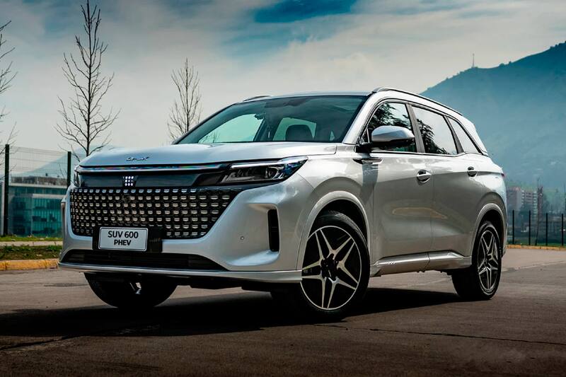 El híbrido enchufable chino sorprende por las buenas sensaciones que deja.