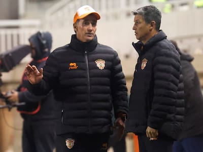 La potente autocrítica de César Bravo tras caer goleado ante Wanderers: “Nos ha humillado”