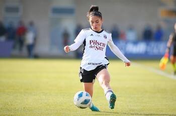Colo Colo actualizó el estado de salud de Javiera Grez tras el fuerte choque que sufrió en el partido vs la U
