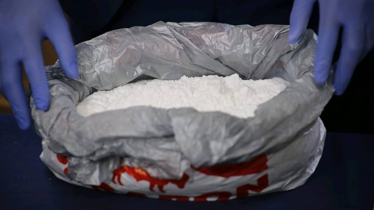 15 kilos de cocaína y 37 de pasta base: incautan $380 millones en drogas en San Pedro de Atacama