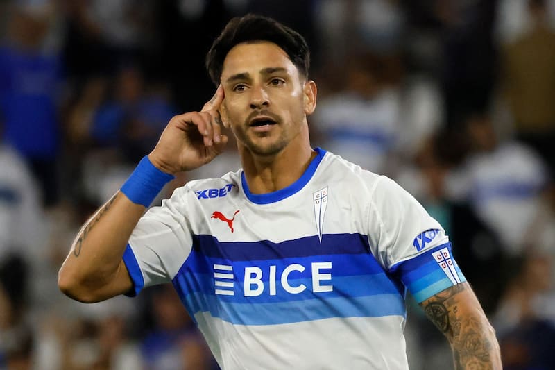El delantero abrió la cuenta en el duelo de Universidad Católica contra Deportes Concepción. Foto: Agencia ATON.