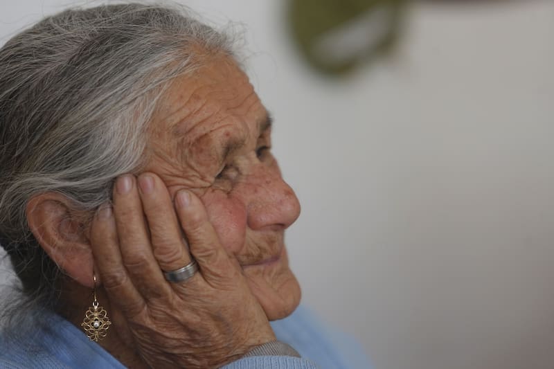 Conoce los siete bonos para adultos mayores. Créditos: ATON.