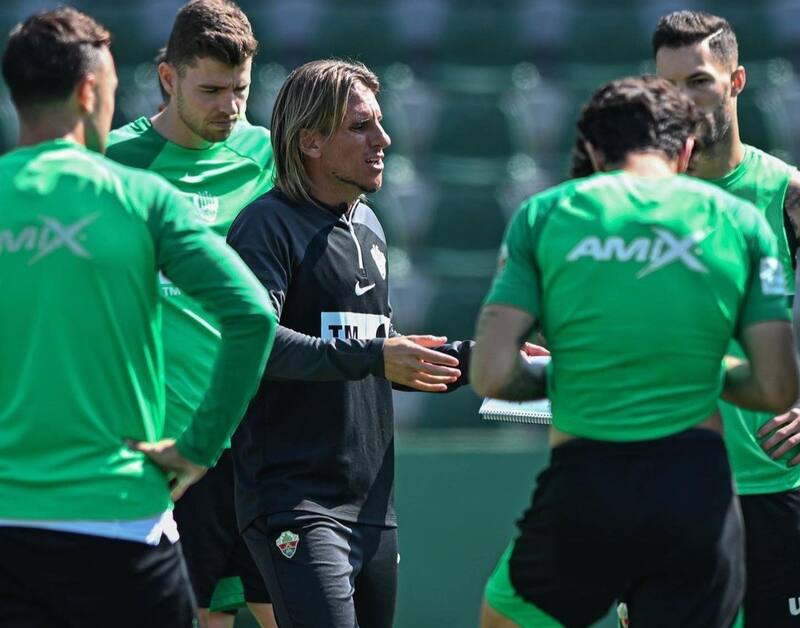 Sebastián Beccacece abandona Elche tras la pésima temporada. (Foto: @ElcheCF)