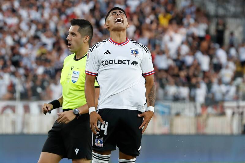 Jordhy Thompson fue separado del primer equipo de Colo Colo.