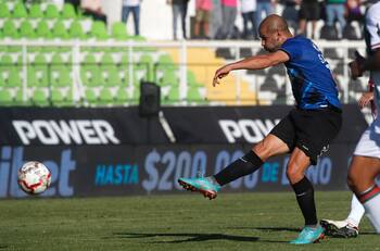 Sacha Sáez puede protagonizar una de las grandes movidas en este mercado del fútbol chileno