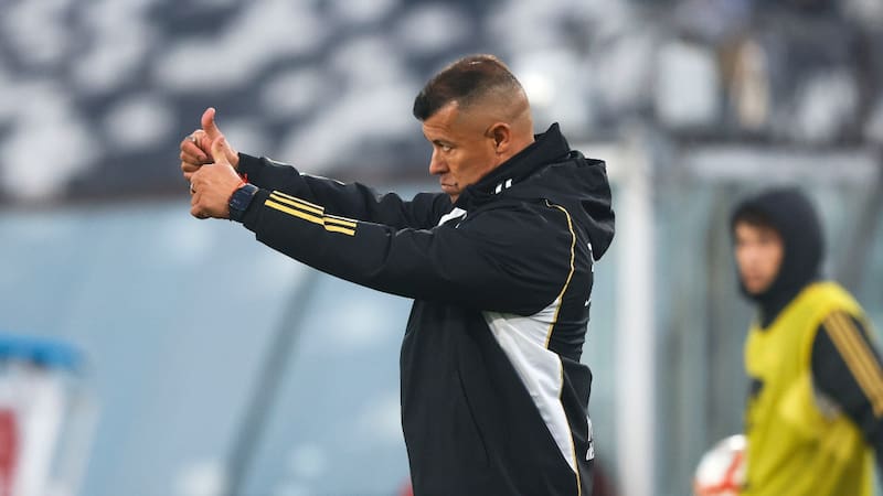 Los dos jugadores que fueron aprobados por Colo Colo para ser nuevos refuerzos: esto falta