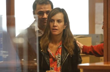 “Una pérdida de tiempo”: La frustrada llegada de Diana Bolocco y Roberto Saa a declarar por el juicio de Cathy Barriga