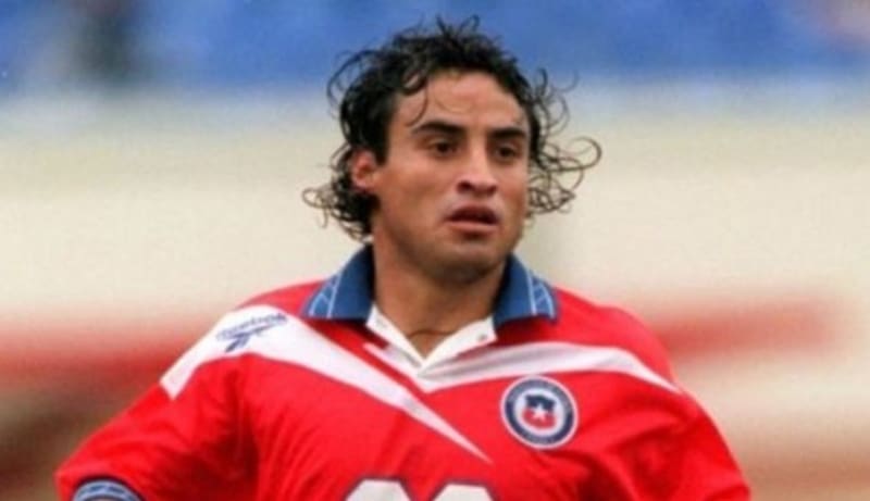 El histórico exjugador de la Roja analizó un nuevo duelo entre Chile y Perú.