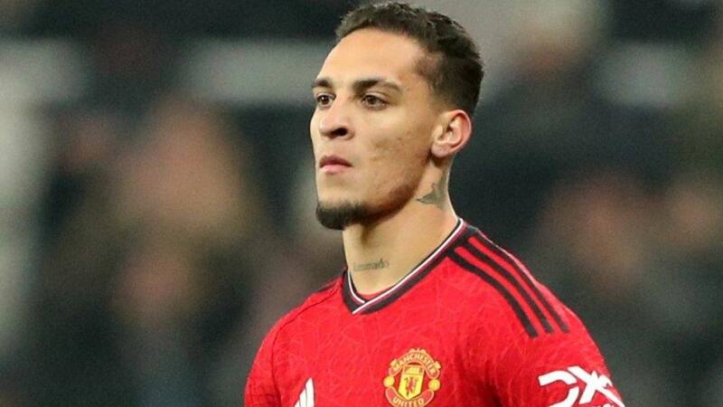 El brasileño llegará a préstamo al Betis proveniente del Manchester United