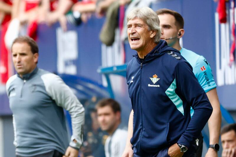 Manuel Pellegrini contra el Osasuna. Foto: EFE