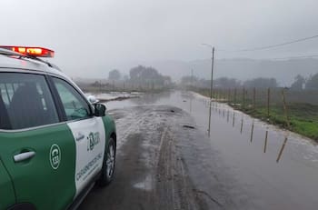 VIDEO | Con olas de hasta 6 metros: Marejadas alcanzan viviendas en la Región del Ñuble
