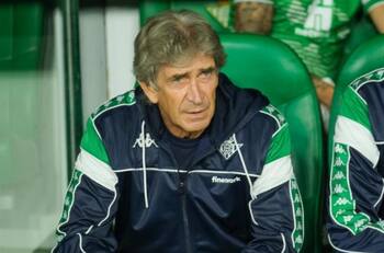 Quieren una calle con su nombre: hinchas del Betis llenan de elogios a Manuel Pellegrini