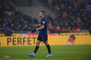 En el Inter de Milán hay profunda "decepción" con Alexis Sánchez por su expulsión en la Champions League
