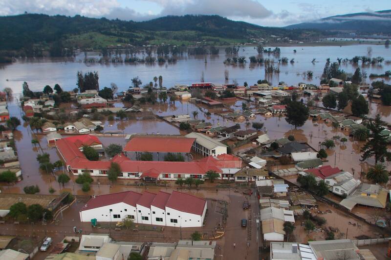 Hasta el momento se mantienen cortes de agua en diversas regiones del país a causa del paso del sistema frontal.