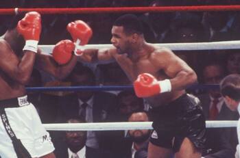 Aquí podrás seguir el pesaje de la pelea de Mike Tyson y Roy Jones Jr.