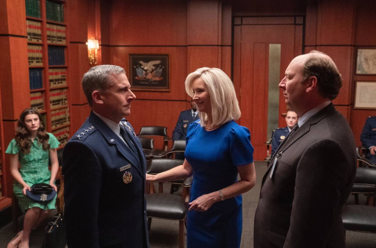 Fuerza Espacial: La comedia de Netflix que se ríe de una idea de Trump