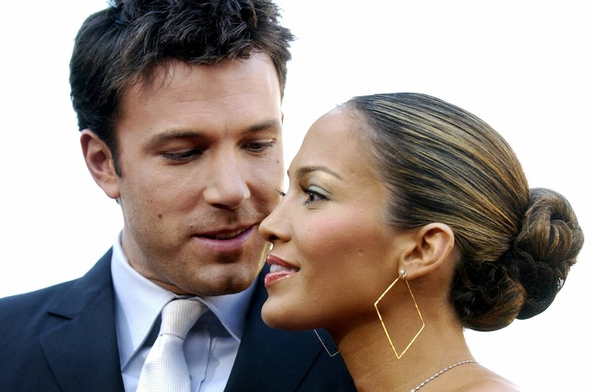 ¡Siguen siendo Bennifer!: Ben Affleck utilizó el reloj que le regaló Jennifer Lopez en 2002 en una cita actual con la cantante