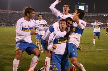 Fue campeón con la UC y ahora se retira del fútbol a los 32 años