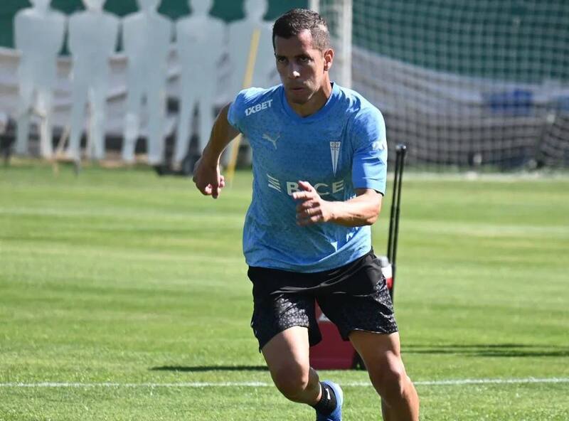 nuevo mediocampista de Universidad Católica.