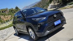 Test drive Toyota Yaris Cross HEV: Un SUV híbrido eficiente y funcional