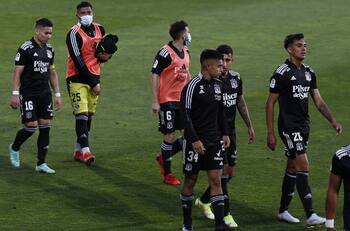 Los dos delanteros que han perdido espacio en esta pretemporada de Colo Colo y no estarían ante la U