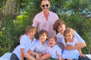 “Contigo aprendí a ser papá”: El conmovedor saludo de cumpleaños de Benjamín Vicuña a su hijo, Bautista