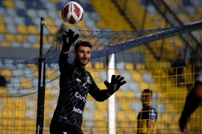 El arquero es el dueño del arco de Everton de Viña del Mar.