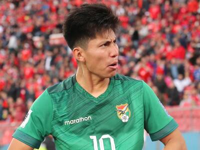 En Bolivia no dudan: “Miguel Terceros puede brillar en un grande de Chile”