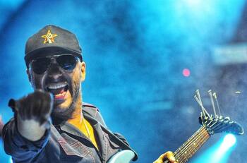 Envió apoyo al Apruebo: Tom Morello expresa su opinión de cara al Plebiscito 2022