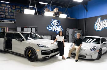 Mark Zuckerberg le diseñó una van a su esposa sobre un Porsche Cayenne GT