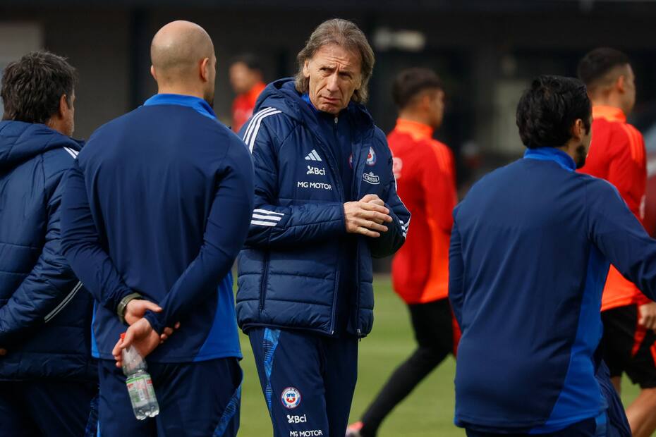 Ricardo Gareca decidió cancelar la práctica de la tarde en Juan Pinto Durán. (Foto: Aton)