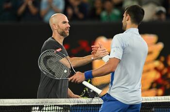 VIDEO | Un monstruo: así se festeja ganarle un juego a Novak Djokovic en Australia