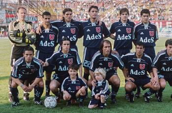 Histórico jugador de la U respaldó a Johnny Herrera como el mejor arquero del club