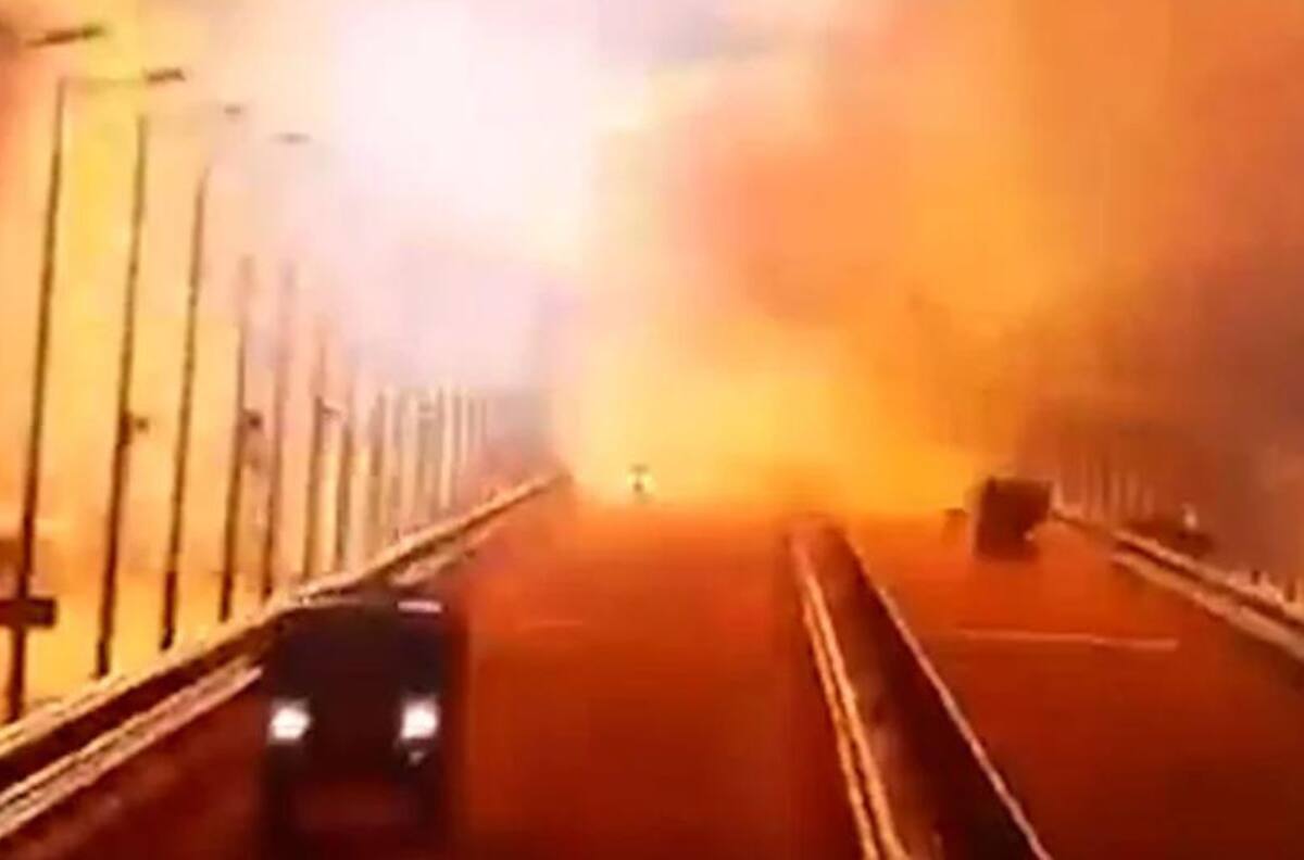 VIDEO | Camión bomba estalla en puente ruso: Hay al menos tres personas fallecidas