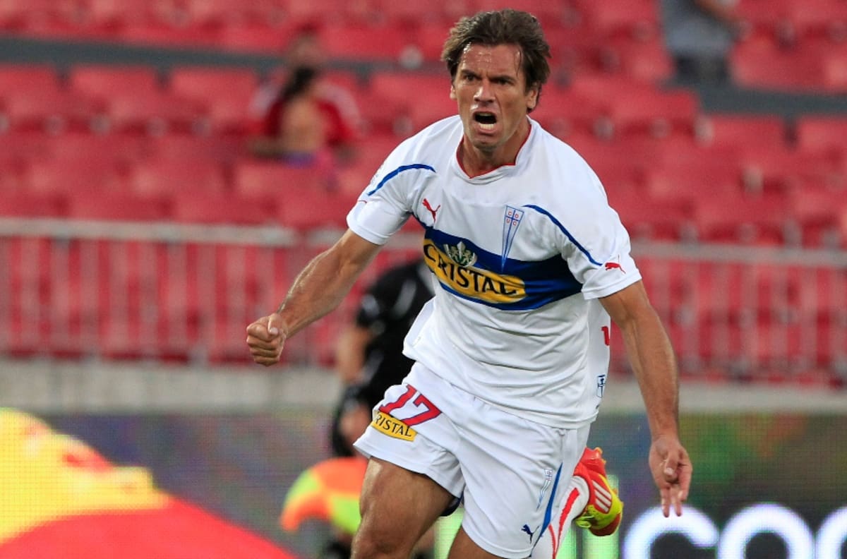 José Luis Villanueva: "Paren de poner esas mierdas de canchas sintéticas"