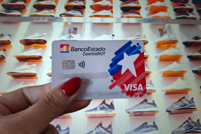 Habilitó un especial descuento en calzado para sus clientes.