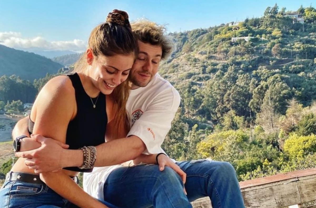 "2 años de espera": El emotivo reencuentro que vivió Joaquín Méndez junto a su polola, Amanda Martinez