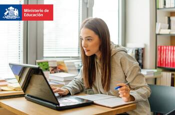 Obtén tu licencia de enseñanza media GRATIS y online: Así puedes rendir los exámenes libres 2024