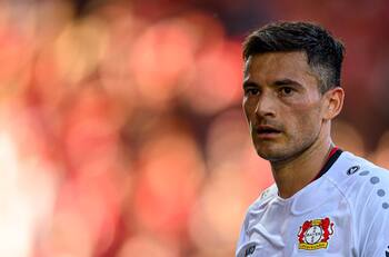 Bayer Leverkusen vs Hertha Berlin: hora y dónde ver a Charles Aránguiz en la Bundesliga por TV y Online